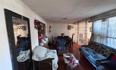 Casa en venta en LA GRANJA