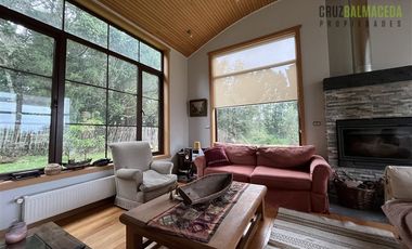 Casa en Arriendo en Condominio Las Tranqueras, amplios espacios, seguridad.