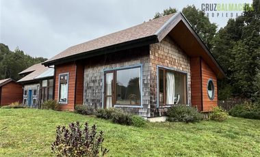 Casa en Arriendo en Condominio Las Tranqueras, amplios espacios, seguridad.