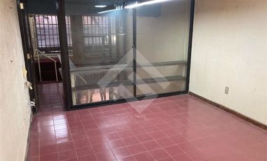 Local Comercial en Venta en Andres de Fuenzalida / Avda. Providencia