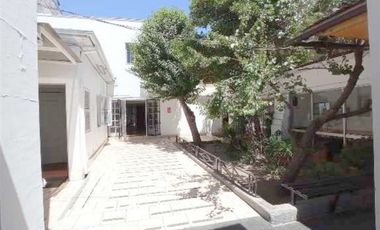 Local Comercial en Venta en Entre metro Los Héroes y República