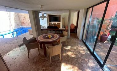 CASA EN VENTA EN LOMAS DE CHAPULTEPEC