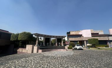 CASA EN VENTA EN VALLE ESCONDIDO