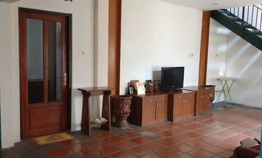 Villa Luas Asri Bagus Nyaman Di Cipanas Puncak Jawa Barat Full Furnish