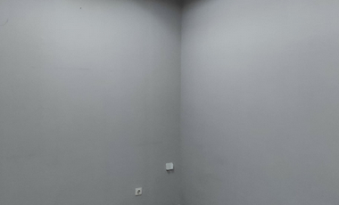 Di jual cepat kios di mega Glodok Kemayoran lantai 1 Deket ATM BCA