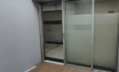 Di jual cepat kios di mega Glodok Kemayoran lantai 1 Deket ATM BCA