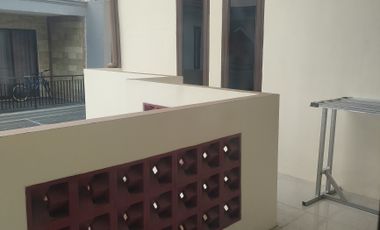 ini dia rumah idaman yang ditunggu tunggu  dengan sarana yang komplit disekitar rumah