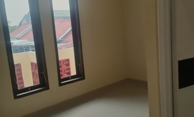 ini dia rumah idaman yang ditunggu tunggu  dengan sarana yang komplit disekitar rumah