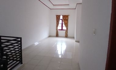 Disewa rumah siap huni Pondok kelapa Jakarta timur