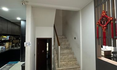 DISEWAKAN RUMAH FURNISHED  3+1 BR, DI PANTAI INDAH KAPUK