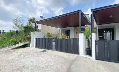 RUMAH SIAP HUNI, TIMUR JALAN KALIURANG KM 10 DI WEDOMARTANI, SLEMAN