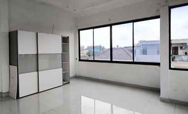 DIJUAL RUMAH MODERN DEKAT RS MOH HUSEIN JL. JENDRAL SUDIRMAN PALEMBANG