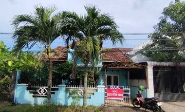 DIJUAL RUMAH DEKAT KAMPUS UMP PLAJU PALEMBANG – Komplek Pinggir Jalan