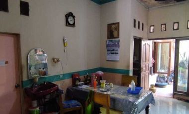 DIJUAL RUMAH DEKAT KAMPUS UMP PLAJU PALEMBANG – Komplek Pinggir Jalan