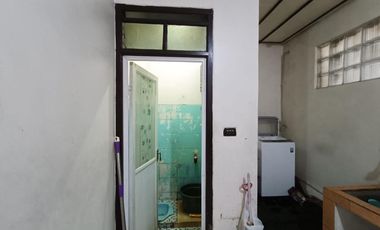 TURUN HARGA LELANG Rumah murah siap huni di Komplek Melong Green