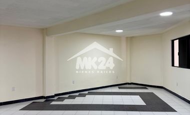 Oficinas en renta en 2do piso frente a la Plaza Encuentro Oceanía