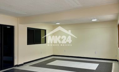 Oficinas en renta en 2do piso frente a la Plaza Encuentro Oceanía