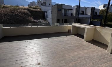CASA EN VENTA ZONA SANTIAGO NUEVO LEÓN