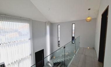 Casa en Venta en el SENDERO | Vista al mar