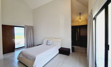 Casa en Venta en el SENDERO | Vista al mar