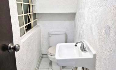 Edificio de 3 pisos en venta Uso amplio suelo comercial PB Col. Anzures