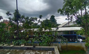 Villa 5 kamar tidur kolam renang