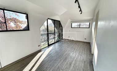 Local Comercial en Arriendo en A pasos de Supermercado Buenaventura, Clínica Alemana