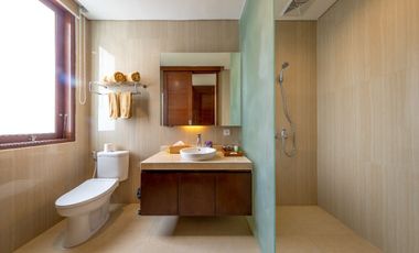 villa murah di jimbaran,kompleks elite,one gates,furnish,pool bsr