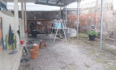 Rumah dekat jalan Airlangga Gomong Mataram R387