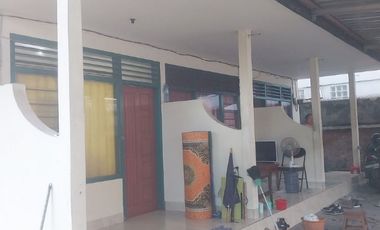 Rumah dekat jalan Airlangga Gomong Mataram R387