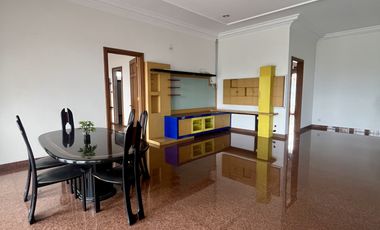 Dijual Rumah Luas Lux Plus Kolam Renang dalam Komplek dekat UPI Bandung