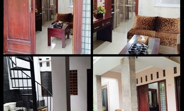 Rumah 2 lantai di perumahan Griya Ellen Mataram R381