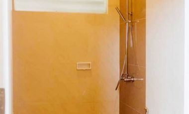 Luxury villa full furnished dengan kolam renang di Batu Layar V055