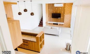 Luxury villa full furnished dengan kolam renang di Batu Layar V055