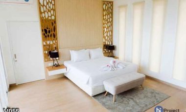 Luxury villa full furnished dengan kolam renang di Batu Layar V055
