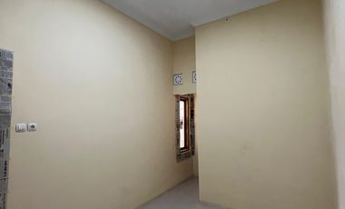 DIJUAL Rumah Mewah 2Lt Baru Siap Huni