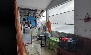 Rumah 1.5 lantai Simprug di Poris, siap huni, bisa KPR