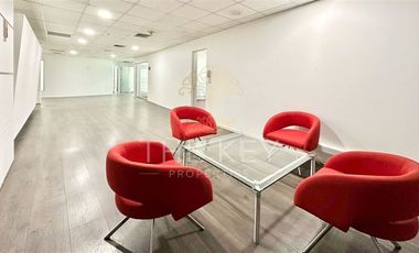 Oficina en Arriendo en Vitacura - Presidente Riesco
