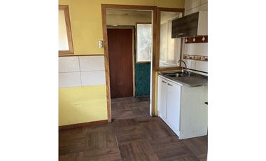 Vende casa en Puerto Aysén.