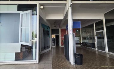 Arriendo Local Comercial, La Dehesa, Lo Barnechea