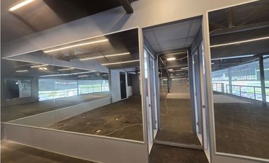 Arriendo Local Comercial, La Dehesa, Lo Barnechea