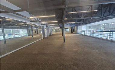 Arriendo Local Comercial, La Dehesa, Lo Barnechea