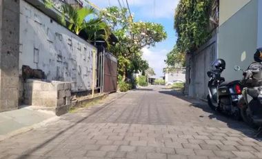 Villa Baru Tropis Modern di Sanur
