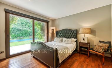 Preciosa casa familiar