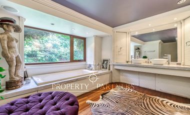 Preciosa casa familiar