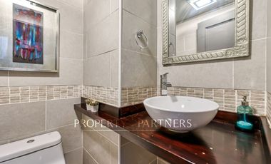 Preciosa casa familiar