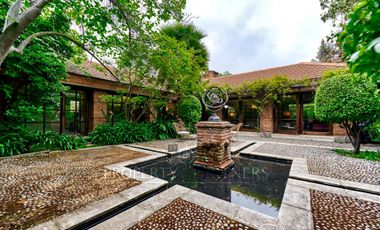 Preciosa casa familiar