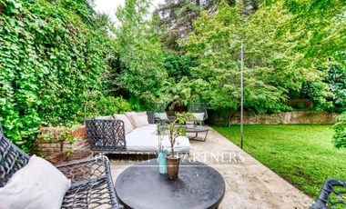 Preciosa casa familiar