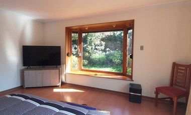 Casa en Arriendo en Los Halcones / Bernardo Larraín Cotapos