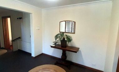 Casa en Arriendo en Los Halcones / Bernardo Larraín Cotapos